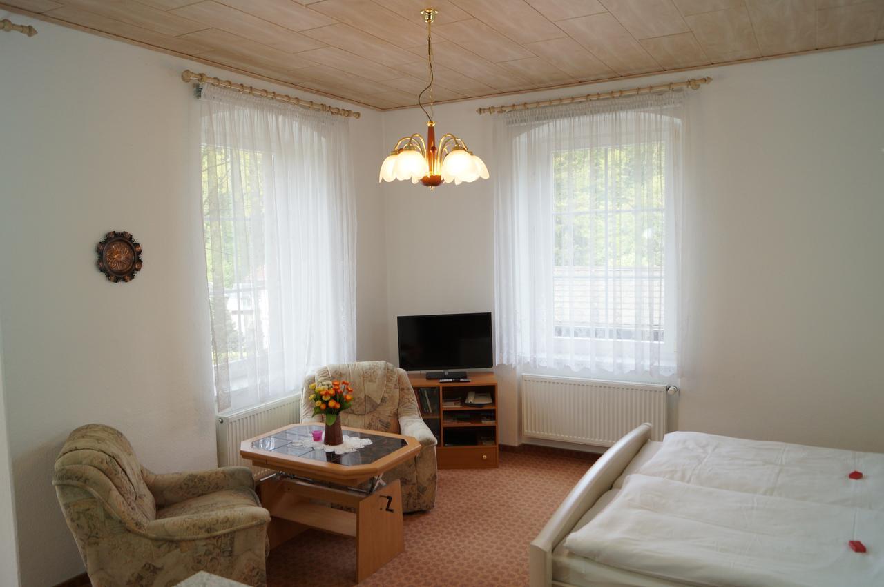 Villa Angelika Altenberg ภายนอก รูปภาพ
